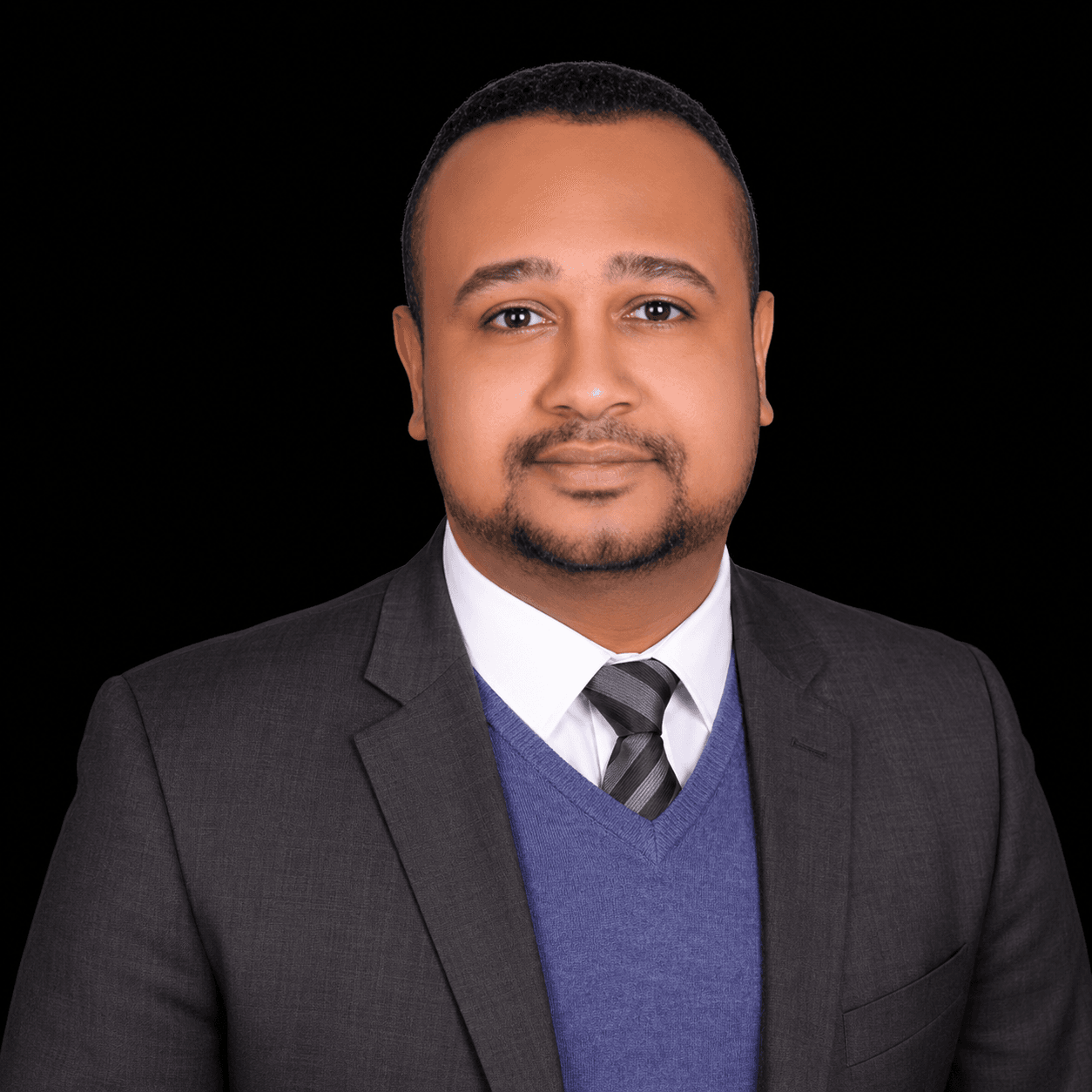 الأستاذ / أحمد فاروق